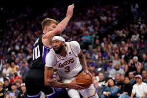 Bạn có thể từ chối quét? Ngày mai là lần gặp thứ tư giữa Lakers và Kings. Họ đều đã thua đối thủ trước đó.