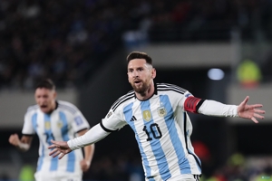 TYC: Messi đang điều trị phục hồi chức năng và vẫn chưa rõ liệu anh có chuẩn bị cho trận đấu với Argentina hay không