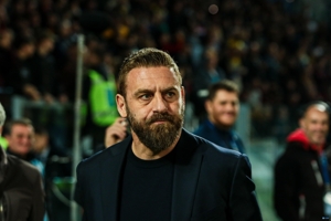 De Rossi: Pellegrini đã sử dụng khả năng cá nhân để giúp chúng tôi giành chiến thắng, anh ấy là một đội trưởng trưởng thành