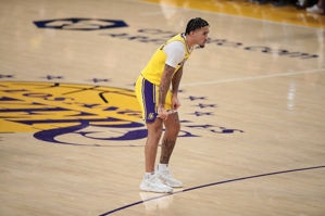 Lake Journal: Sau khi bỏ lỡ Bavkin, các tuyển trạch viên của Lakers nghiêng về Quỷ trắng hơn. Chính Pelinka là người quyết định chiêu mộ Schiffino.