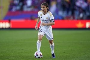 TA: Vẫn còn những cuộc đàm phán giữa Real Madrid và Modric, và câu lạc bộ có quyền từ chối đầu tiên đối với Takehide Kubo.