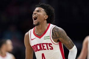 Jaylen Green trước và sau Trận đấu All-Star: 18 điểm mỗi trận & 30,7% ba điểm mỗi trận → 25,3 điểm & 41% ba điểm mỗi trận