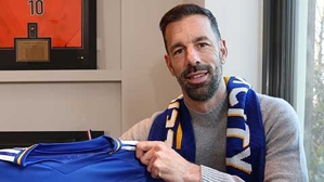 VIDEO Ruud van Nistelrooy trở thành tân HLV Leicester City