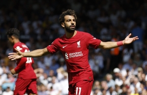 Nhà hát trong mơ Nemesis! Salah đã ghi bàn trong 4 trận sân khách liên tiếp trước Manchester United, trở thành người đầu tiên trong lịch sử